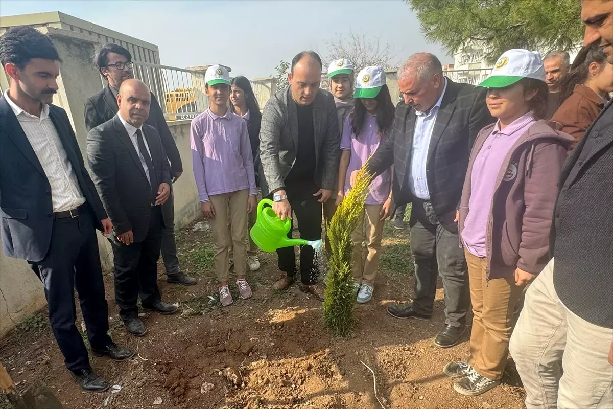 Araban'da Milli Ağaçlandırma Günü dolayısıyla fidan dikimi yapıldı