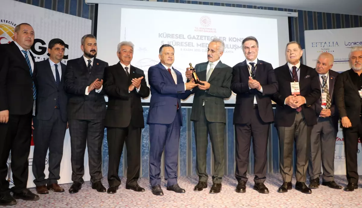 Bakan Uraloğlu: 5G ile iletişim hızımız 10 kat artacak