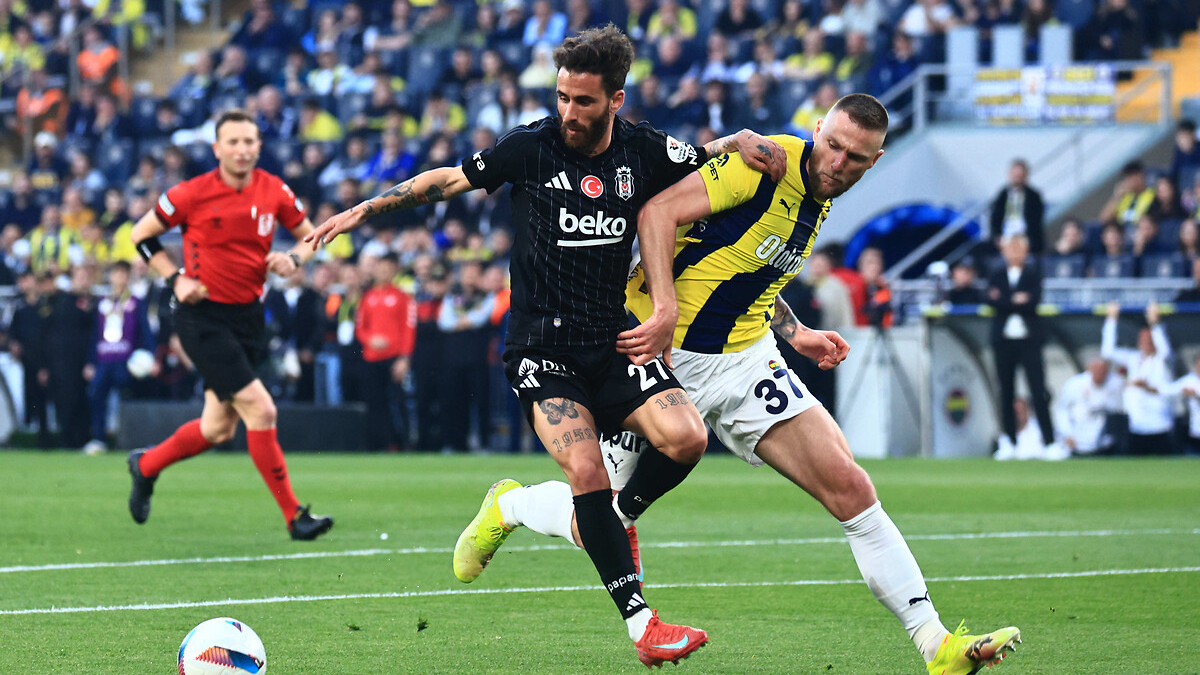 Beşiktaş ile Fenerbahçe Arasındaki Kritik Süper Lig Derbisi İlk 11'leri Belli Oldu