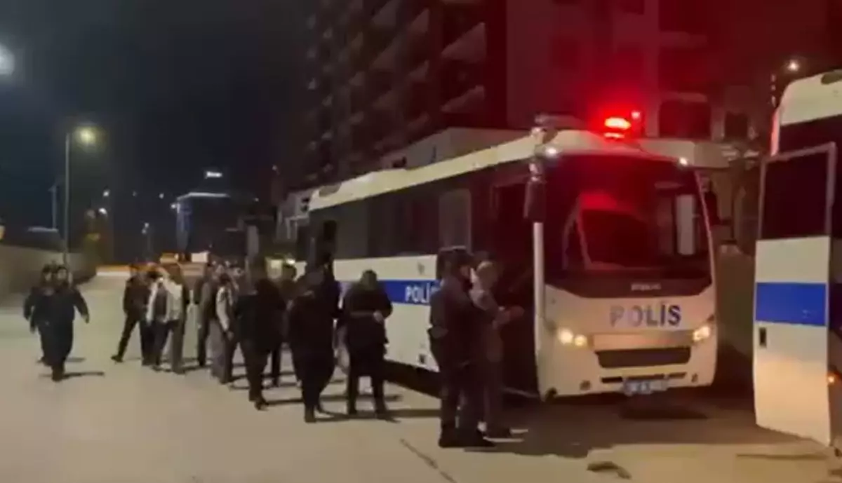 Bursa ve 16 İlde Bilişim Sistemiyle Nitelikli Dolandırıcılık Operasyonu