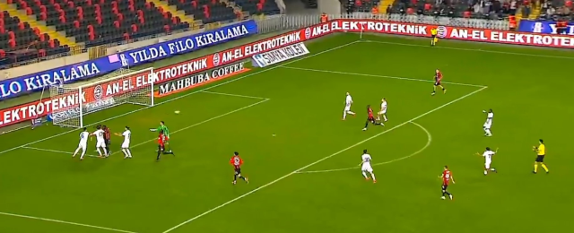 Eyüpspor-Gaziantep FK Maçında Kavgadan Doğan Sürpriz Gol Anı