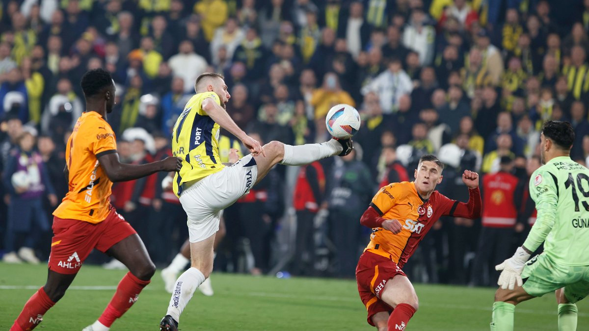 Galatasaray ve Fenerbahçe Derbilerinde İlk Golün Önemi ve İstatistikler