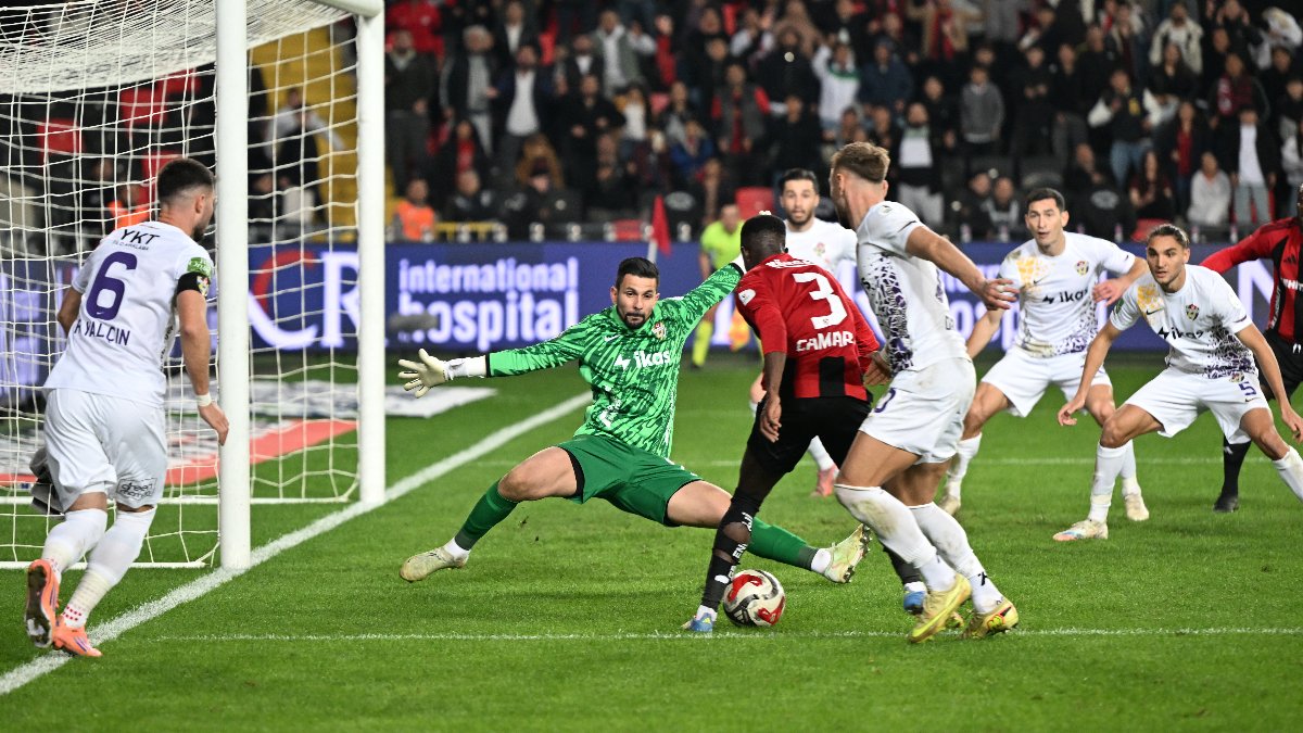 Gaziantep FK, Eyüpspor’a sahasında 2-1 mağlup oldu: Boateng'in kavga esnasında attığı gol maça damga vurdu