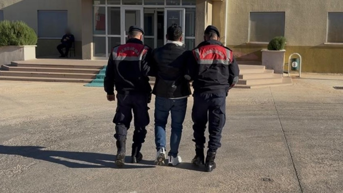 Gaziantep'te 31 Yıl Hapis Cezasıyla Aranan Kişi Şehitkâmil'de Yakalandı