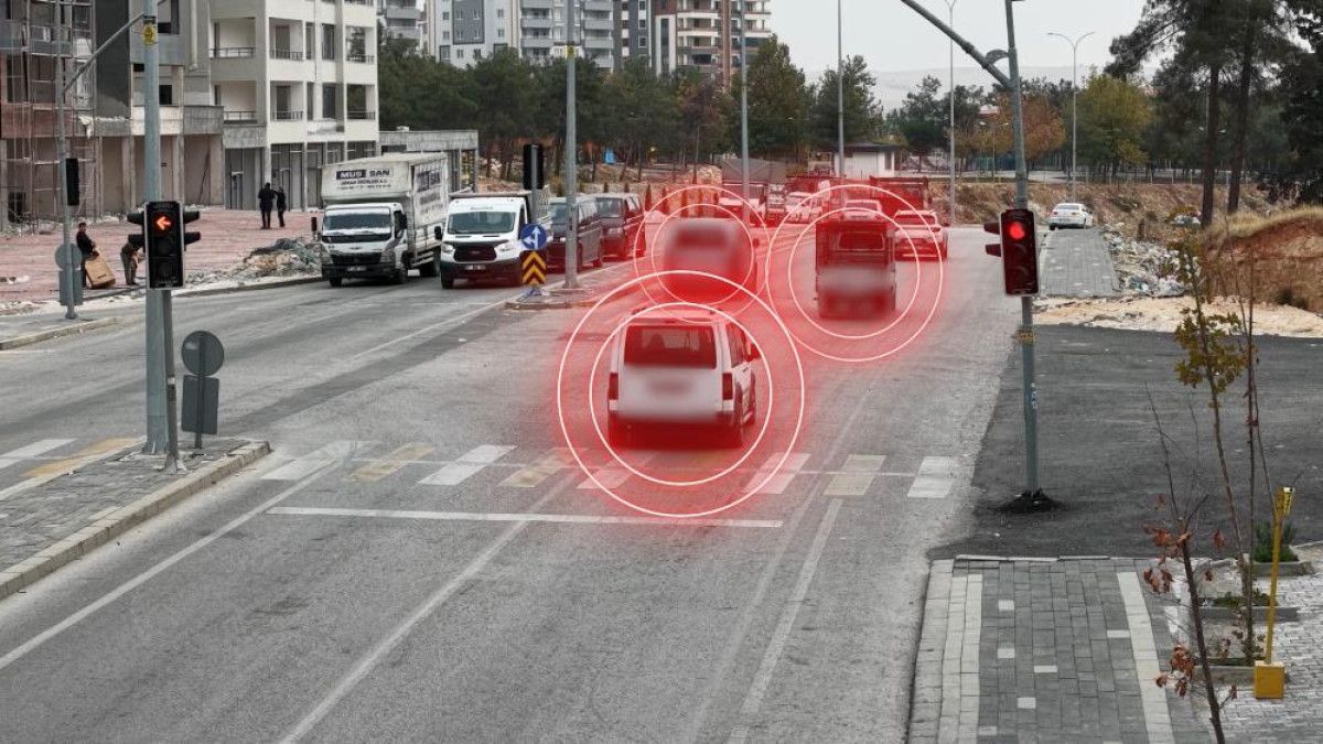 Gaziantep’te kırmızı ışık ihlali yapan araçlara 2 milyon 145 bin lira ceza