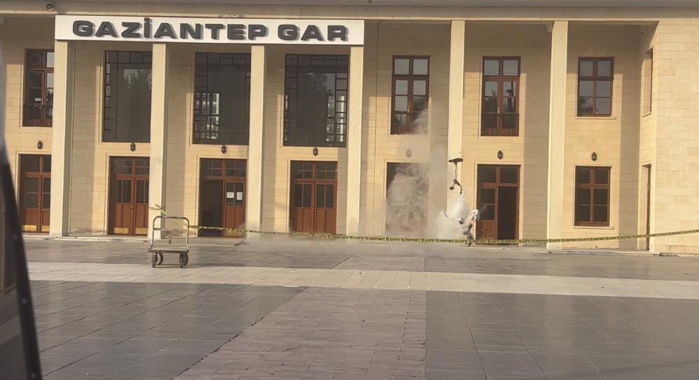 Gaziantep'te bomba paniği yaşandı, içinden çaydanlık çıktı