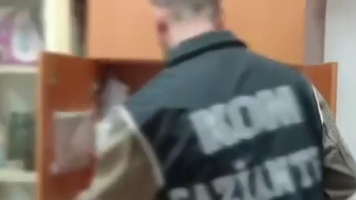 Gaziantep'te usulsüz satış ve dağıtımı yapılan 30 bin ilaç bulundu