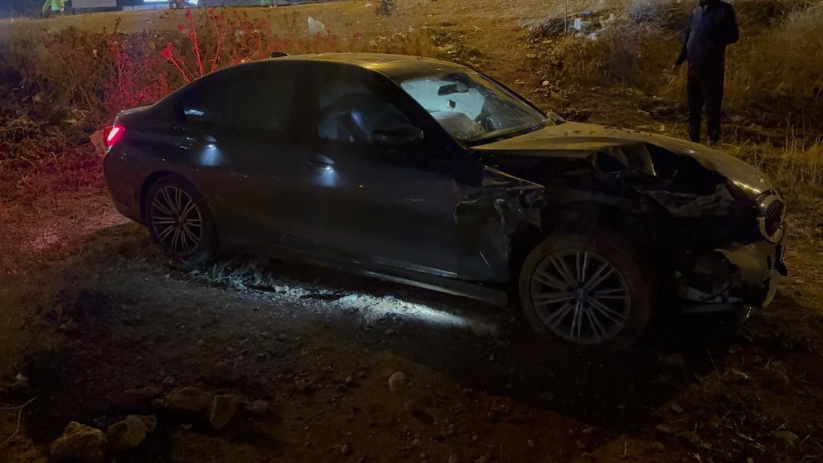 Gaziantep'te Sokakta Korkunç Araba Yarışı Kazası: 5 Yaralı