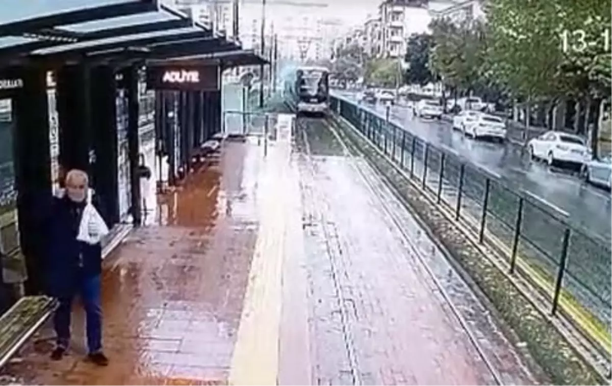 Tramvaya Yıldırım Düştü Gaziantep'te