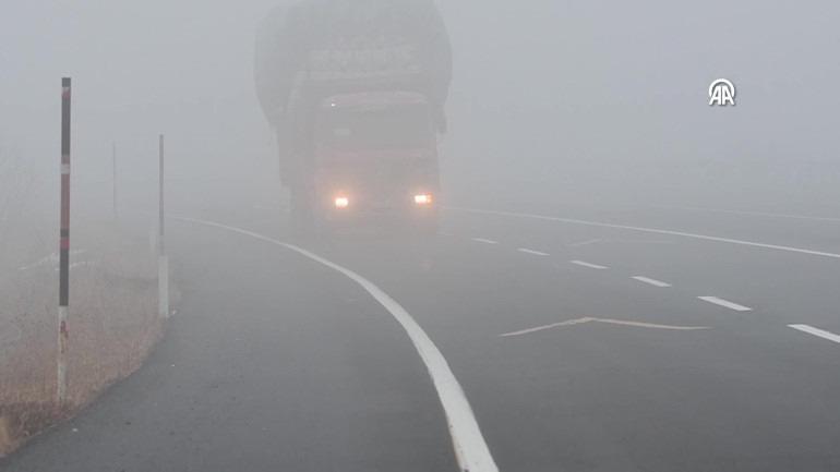 Meteoroloji uyarmıştı: Kar yağışı bastırdı!