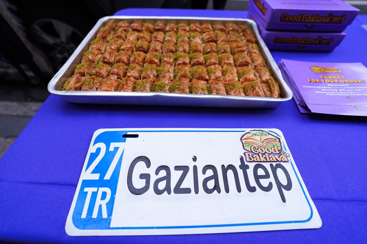 New York'ta Türk Baklavasına Büyük İlgi: Amerikalı Girişimcinin Başarı Hikayesi