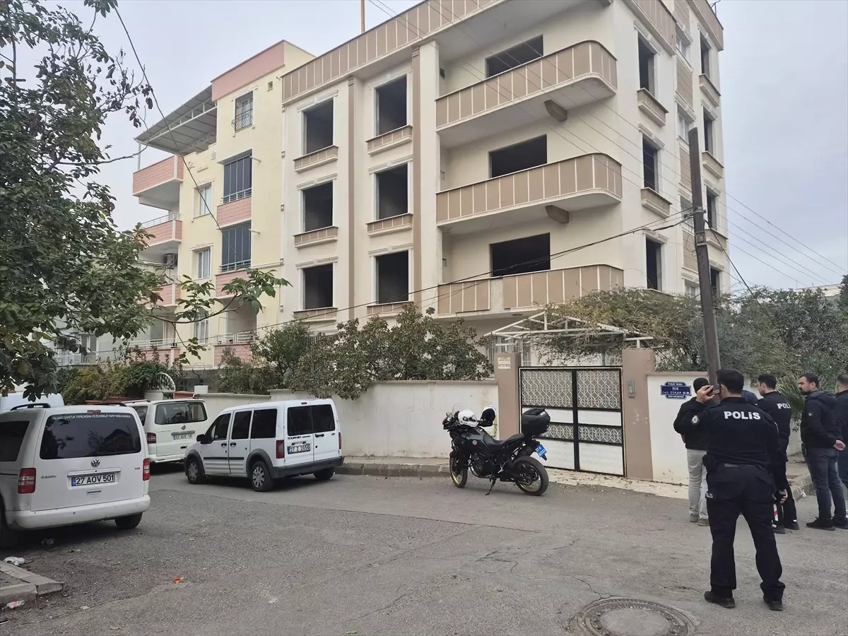 Nizip’te Tartıştığı Eşini Tabancayla Vurarak Öldüren Adam Yakalandı