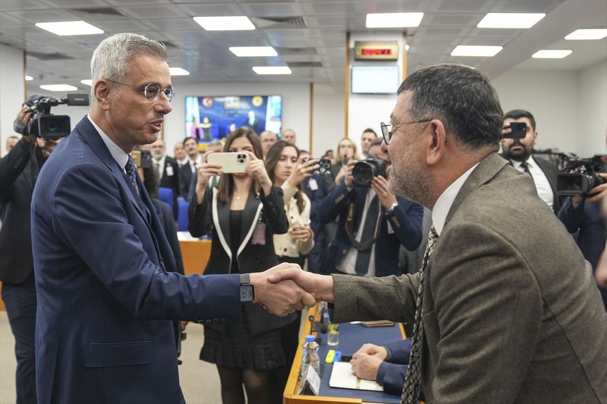 Sağlık Bakanlığı'nın 2026 yılı bütçesi TBMM Plan ve Bütçe Komisyonu'nda: Kemal Memişoğlu sunum yaptı