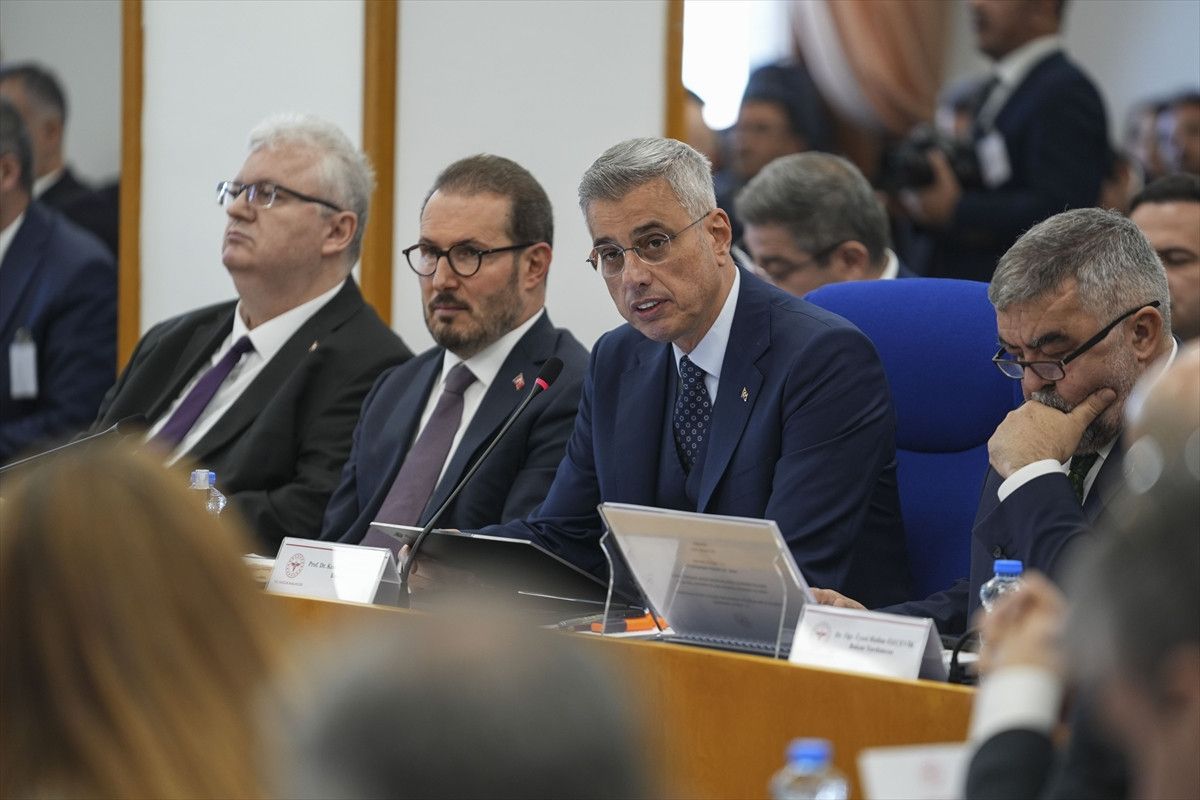 Sağlık Bakanlığı'nın 2026 yılı bütçesi TBMM Plan ve Bütçe Komisyonu'nda: Kemal Memişoğlu sunum yaptı