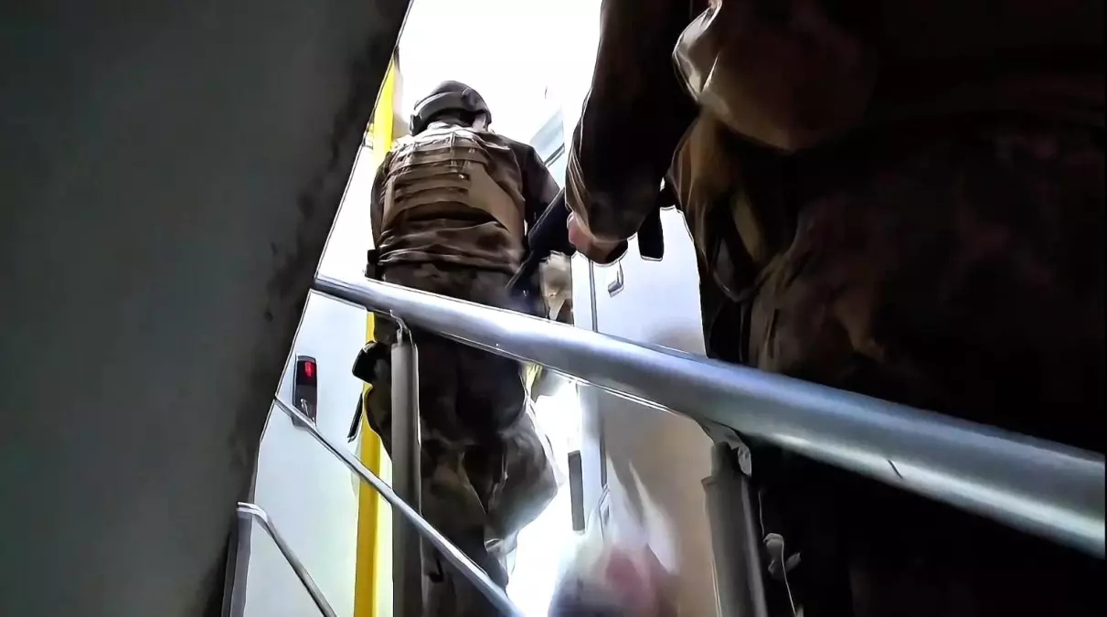 Şanlıurfa ve Gaziantep'te DEAŞ Operasyonunda 5 Şüpheli Tutuklandı