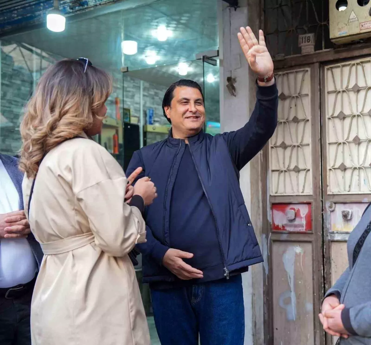 Şehitkamil Belediye Başkanı Umut Yılmaz'dan Karşıyaka Mahallesi'ne Yeni Kütüphane Müjdesi