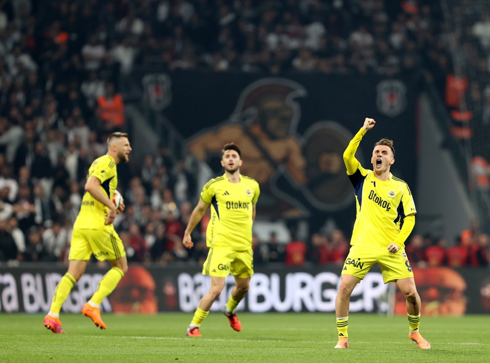 Süper Lig 11. Haftasında Nefes Kesen Derbi: Fenerbahçe 3-2 Beşiktaş'ı Devirdi