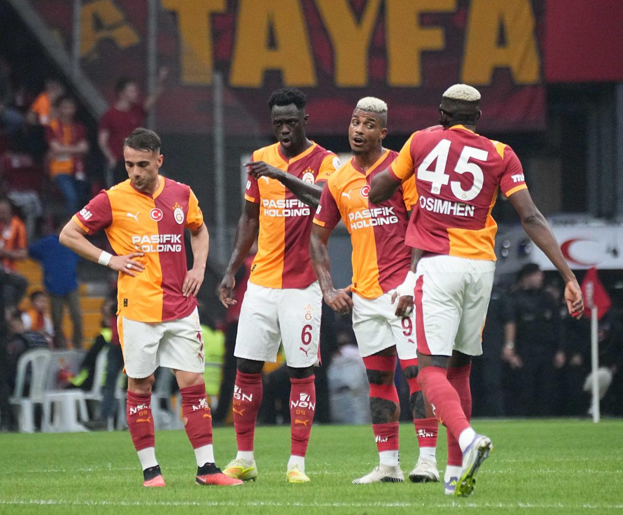 Süper Lig 12. Hafta Mücadelesi: Kocaelispor - Galatasaray Muhtemel 11'ler ve Kritik Detaylar