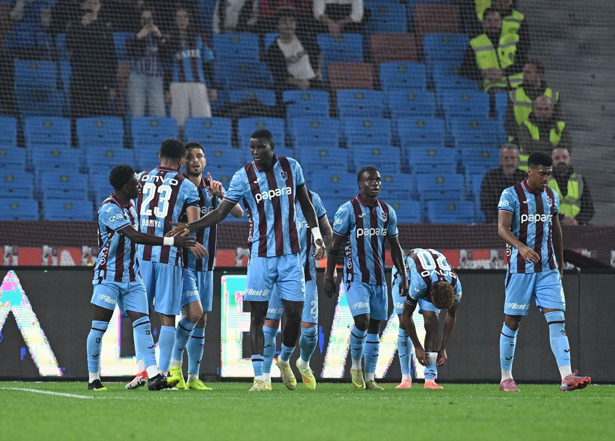 Trabzonspor, ilk 8'de bulunan rakipleri karşısında galip gelemedi