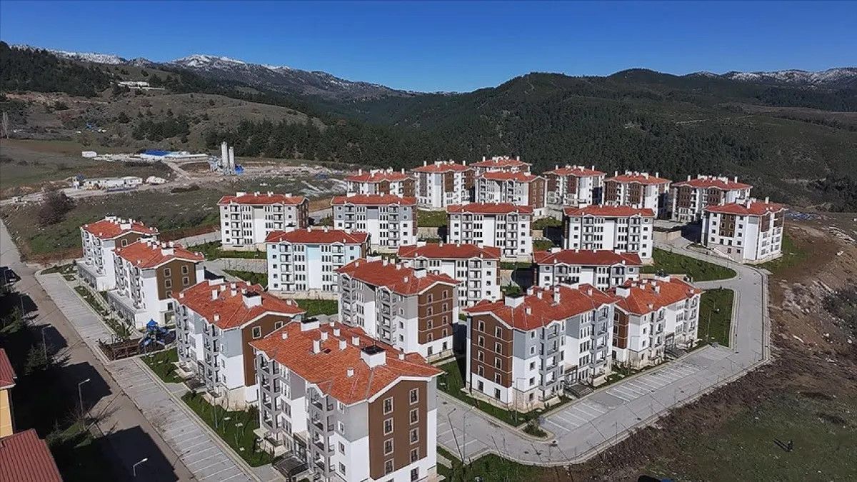 Türkiye Tarihinin En Büyük Sosyal Konut Projesi: Yüzyılın Konut Projesinde Kuralar Yarın