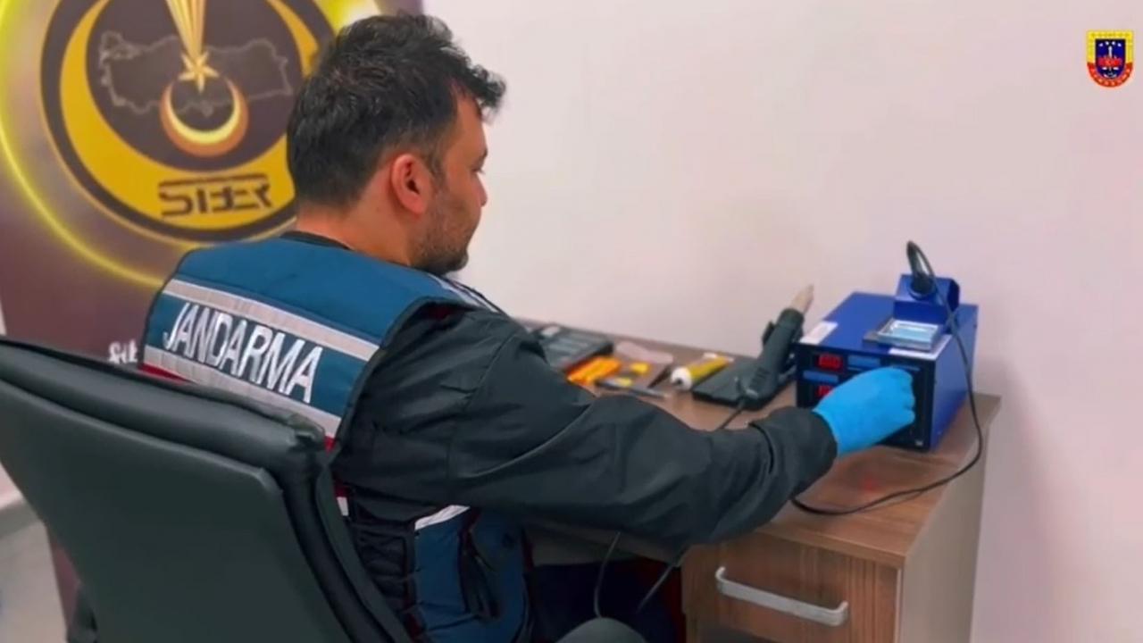 Yalova Merkezli 8 İlde Düzenlenen Siber Dolandırıcılık Operasyonunda 8 Kişi Tutuklandı