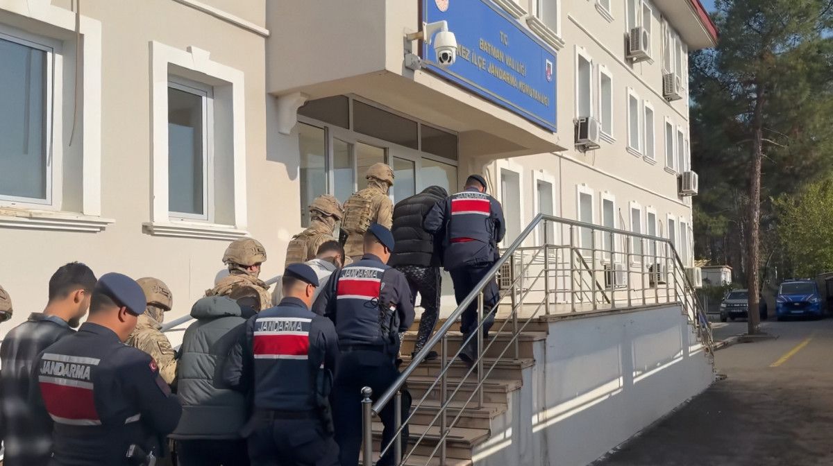 23 İlde Düzenlenen Yasa Dışı Bahis Operasyonunda 42 Şüpheli Yakalandı