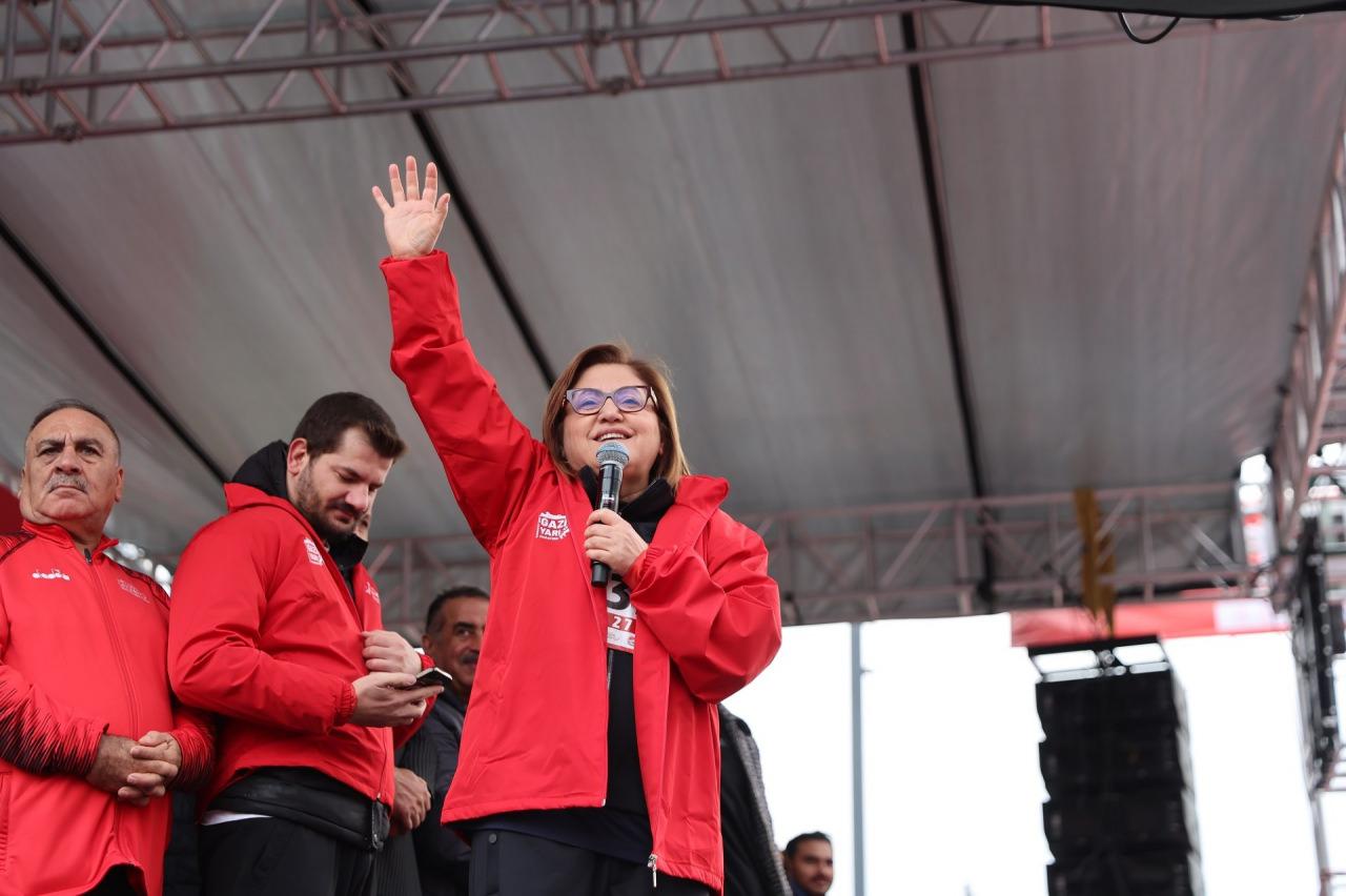 7. Gazi Yarı Maratonu heyecan ve renkli görüntülerle yapıldı