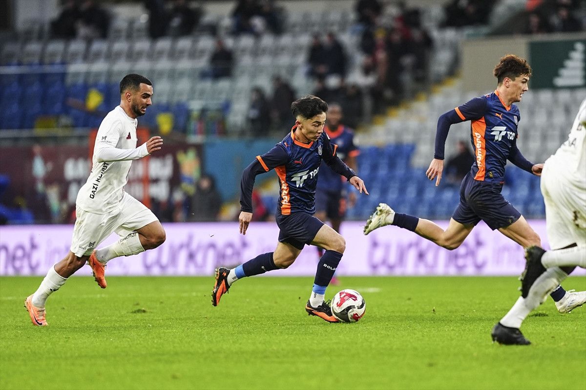 Başakşehir’den Burak Yılmaz'ın döndüğü Gaziantep'e 5 gol