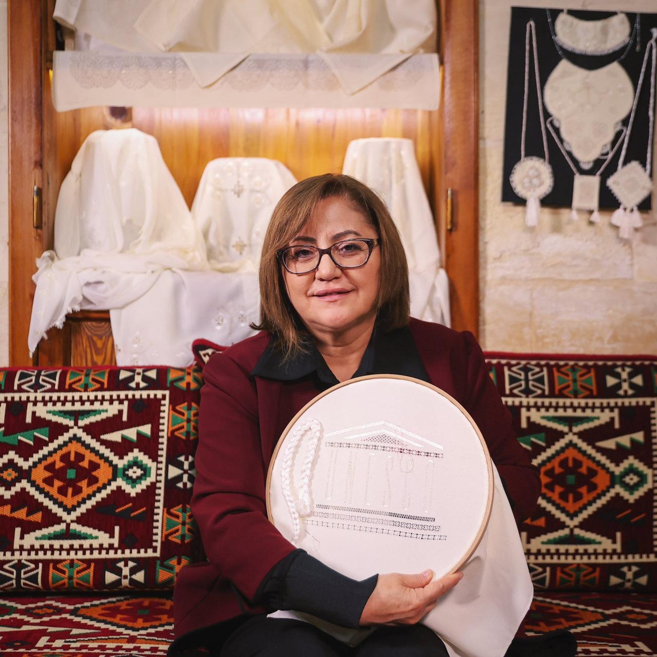 Başkan Şahin'in girişimiyle Antep işi nakışı UNESCO tarafından tescillendi