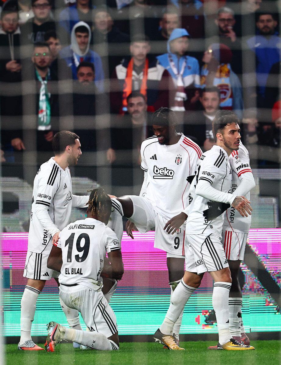 Beşiktaş Çaykur Rizespor Maçı Öncesi Rafa Silva Gündemi! Oynayacak mı?