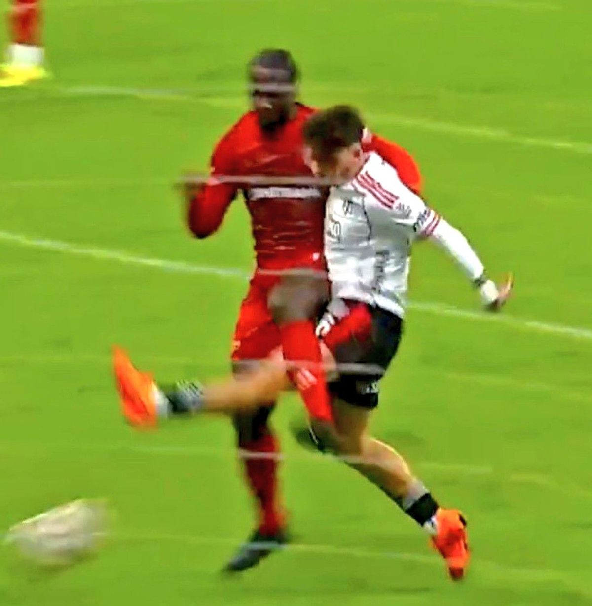 Beşiktaş-Gaziantep FK Maçında Tartışmalı Penaltı Pozisyonu