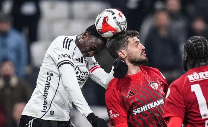 Beşiktaş-Gaziantep FK Maçındaki Tartışmalı Penaltı Pozisyonlarına Trio Ekibinden Çarpıcı Yorumlar
