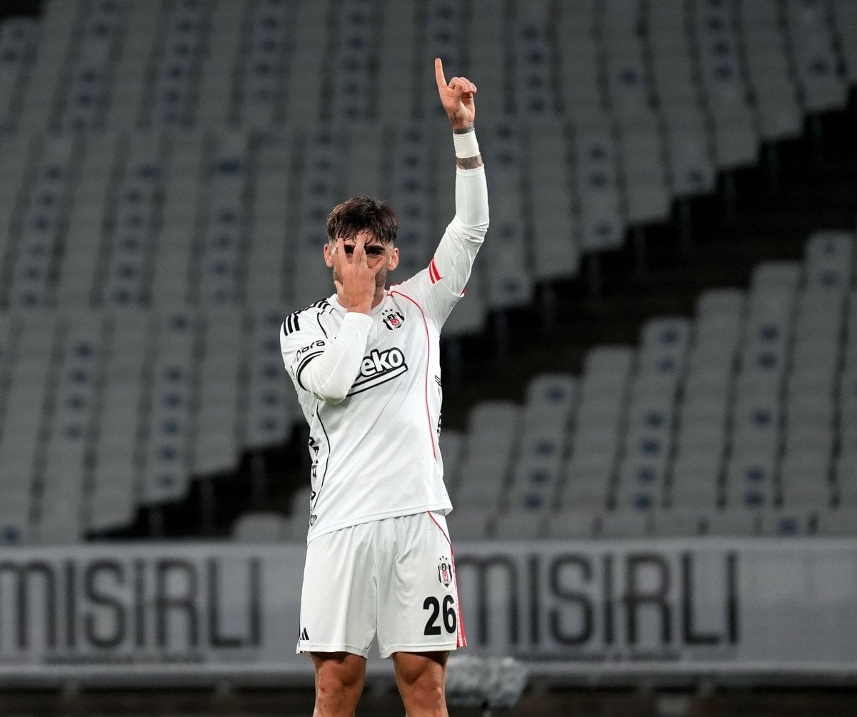 Beşiktaş Kulübeden Yeterli Katkıyı Alamadı: Sergen Yalçın'ın Değişiklik Tercihleri ve Gol İstatistikleri