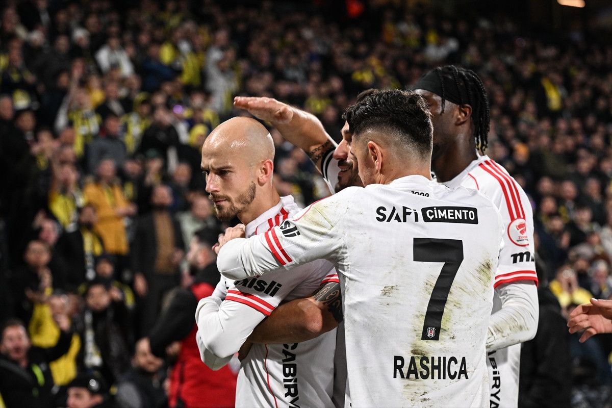 Beşiktaş'ın Son 7 Maçta Kaybetmeme Serisi ve Fenerbahçe Zaferi
