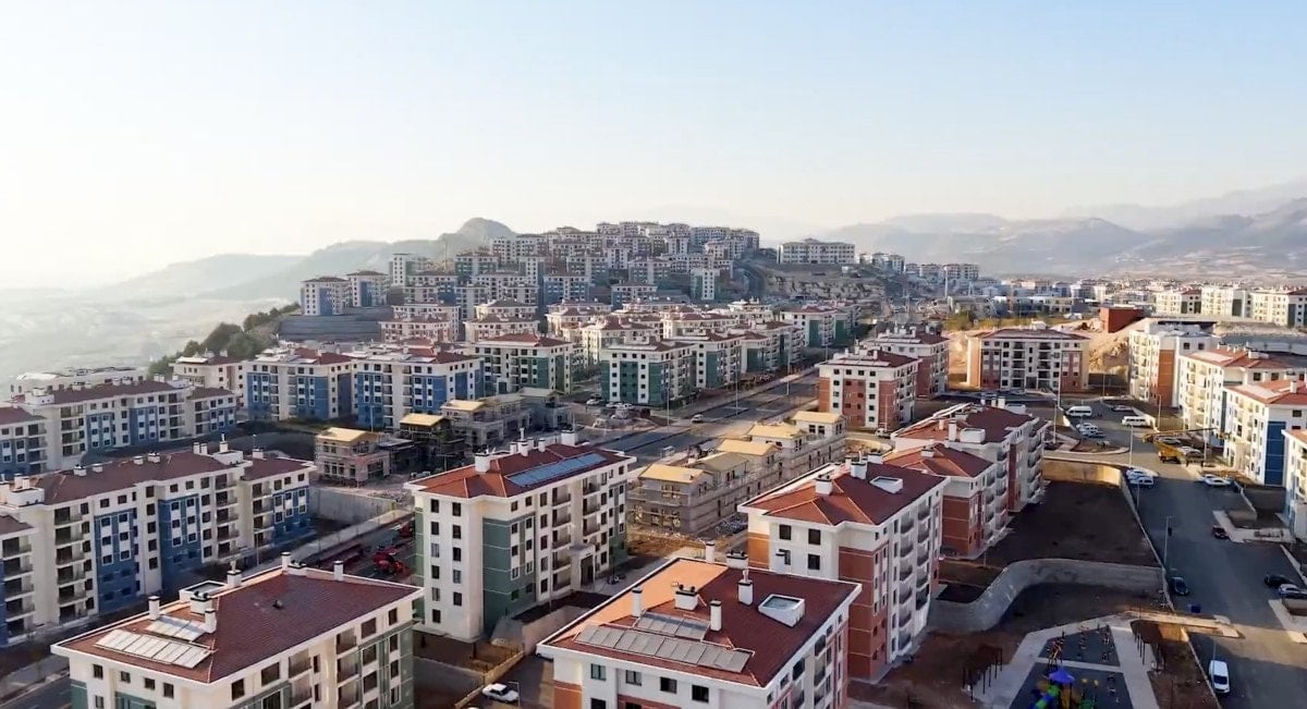 Burhanettin Duran'dan 455 Bin Konutun Teslim Etildiği Asrın İnşası Seferberliği