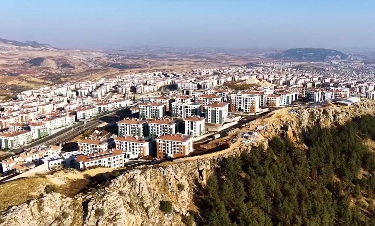 Burhanettin Duran'dan 455 Bin Konutun Teslim Etildiği Asrın İnşası Seferberliği