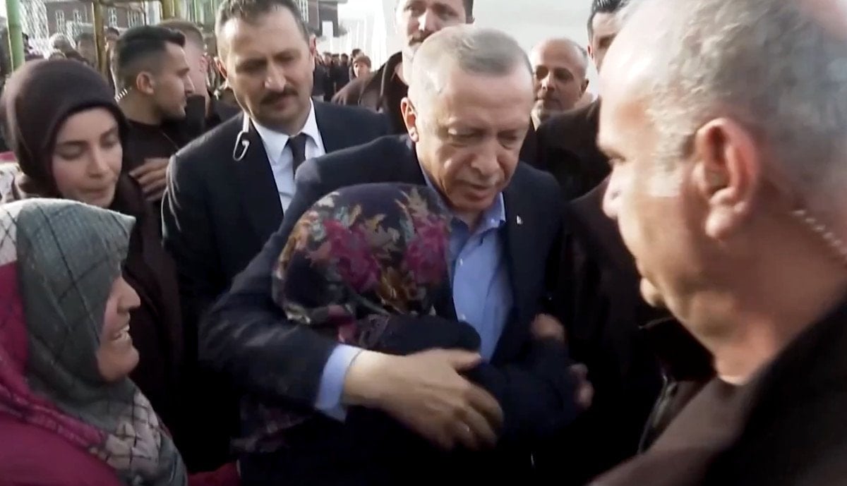 Burhanettin Duran'dan 'Asrın İnşası: 455 Bin Konut Tamam' paylaşımı