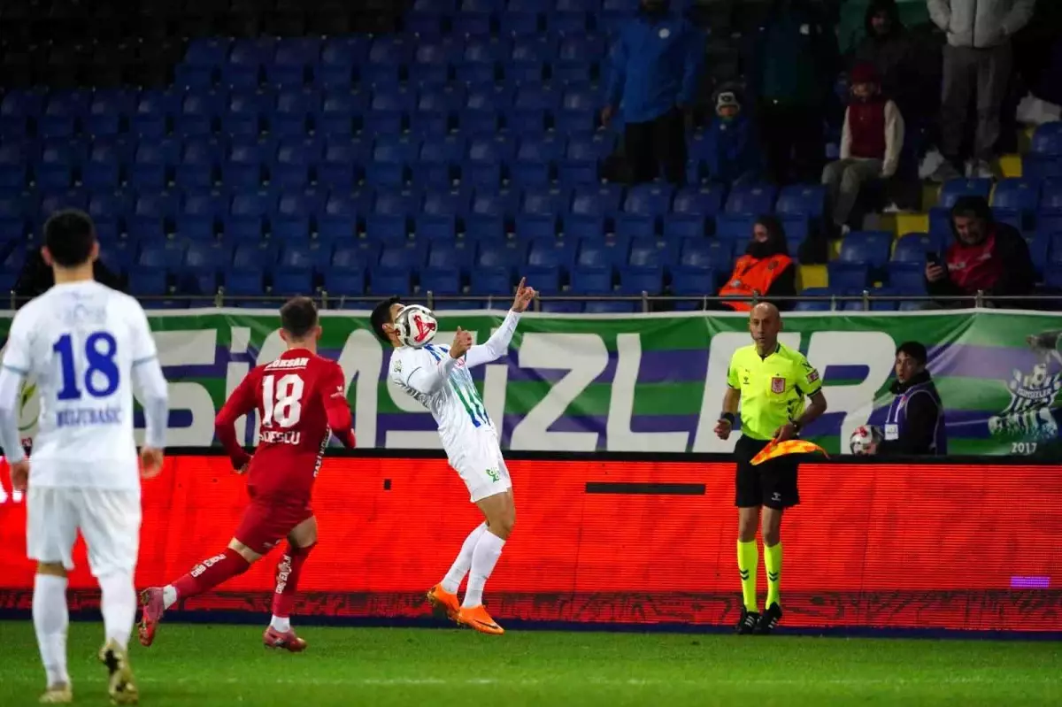 Çaykur Rizespor 5-2 Gaziantep FK Çaykur Rizespor 5-2 Gaziantep FK Ziraat Türkiye Kupası C Grubu'nun İlk Haftasında Çaykur Rizespor, Gaziantep Futbol Kulübü'nü Ağırladı