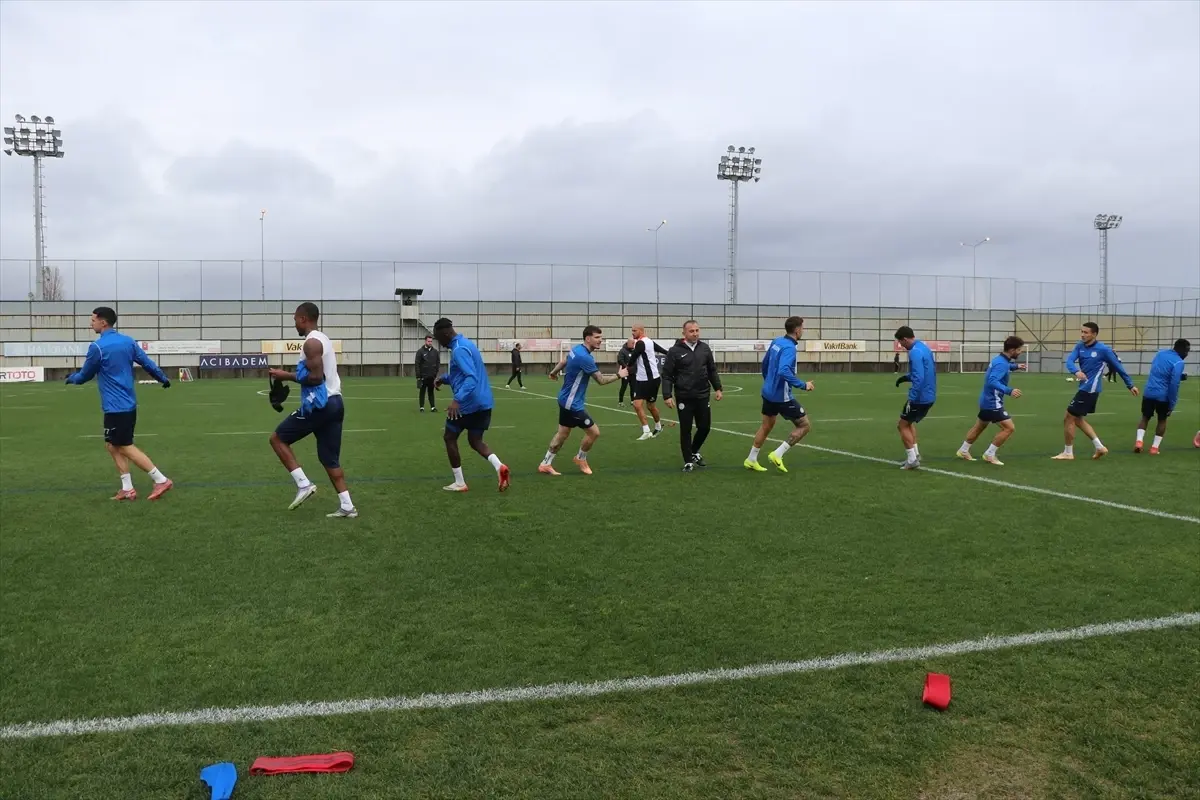 Çaykur Rizespor Teknik Direktörü Recep Uçar: Eyüpspor Maçı Yeni Bir Milat