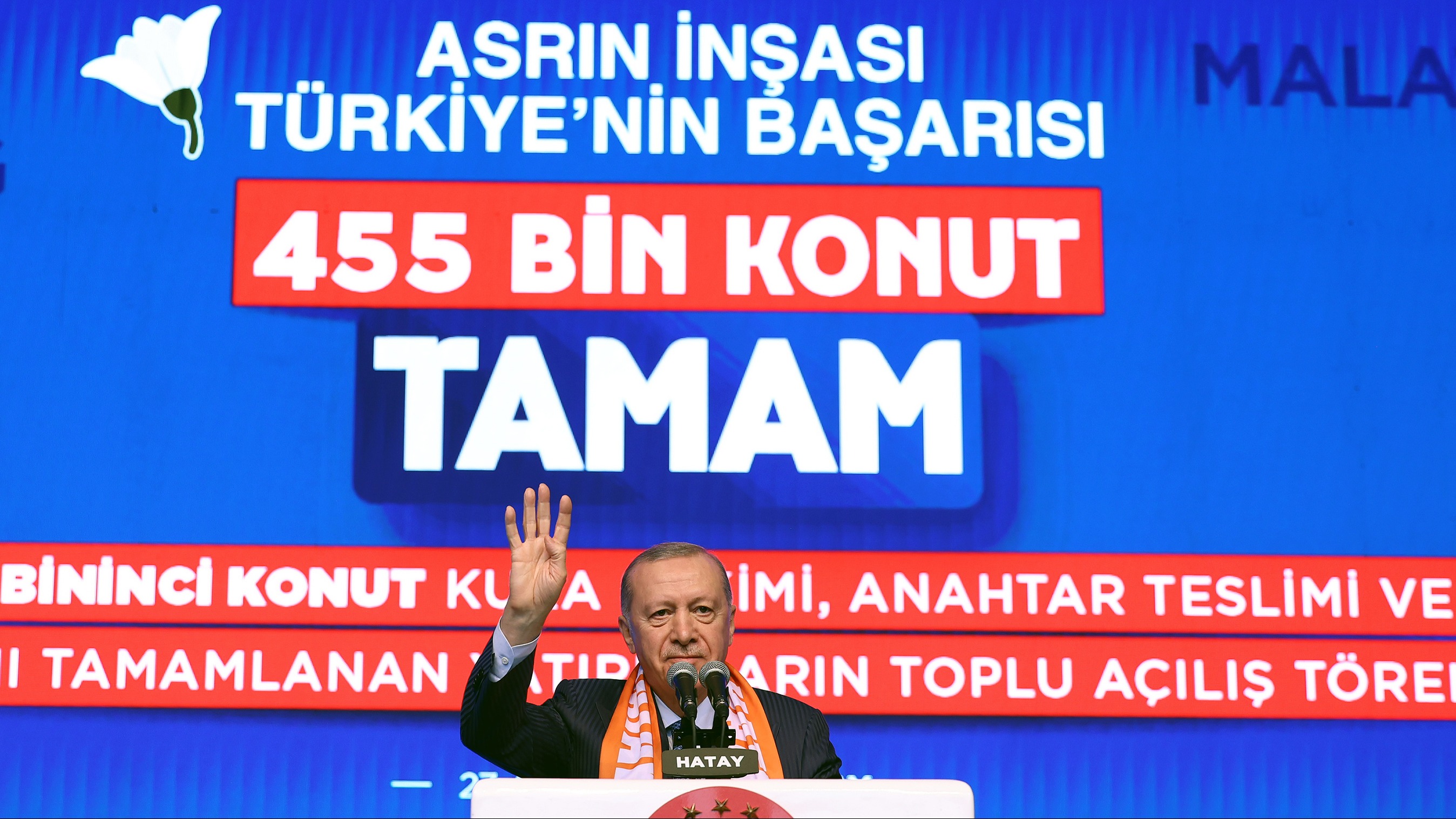 Cumhurbaşkanı Erdoğan'dan depremzedelere: Sizi asla yalnız bırakmayacağız