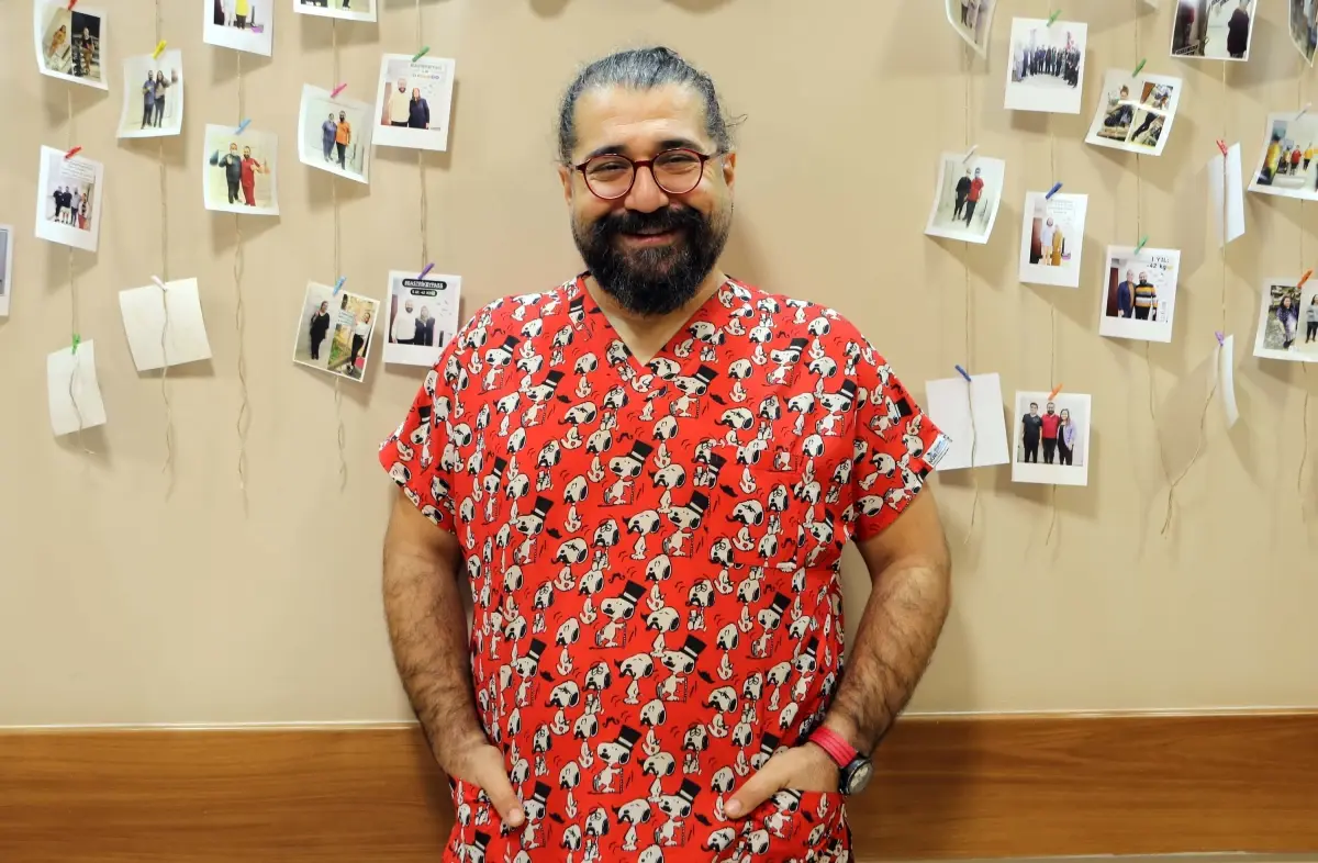 Doktorun Müzik Tutkusu Ve 100 Kişilik Korosuyla Sanatın İçinde