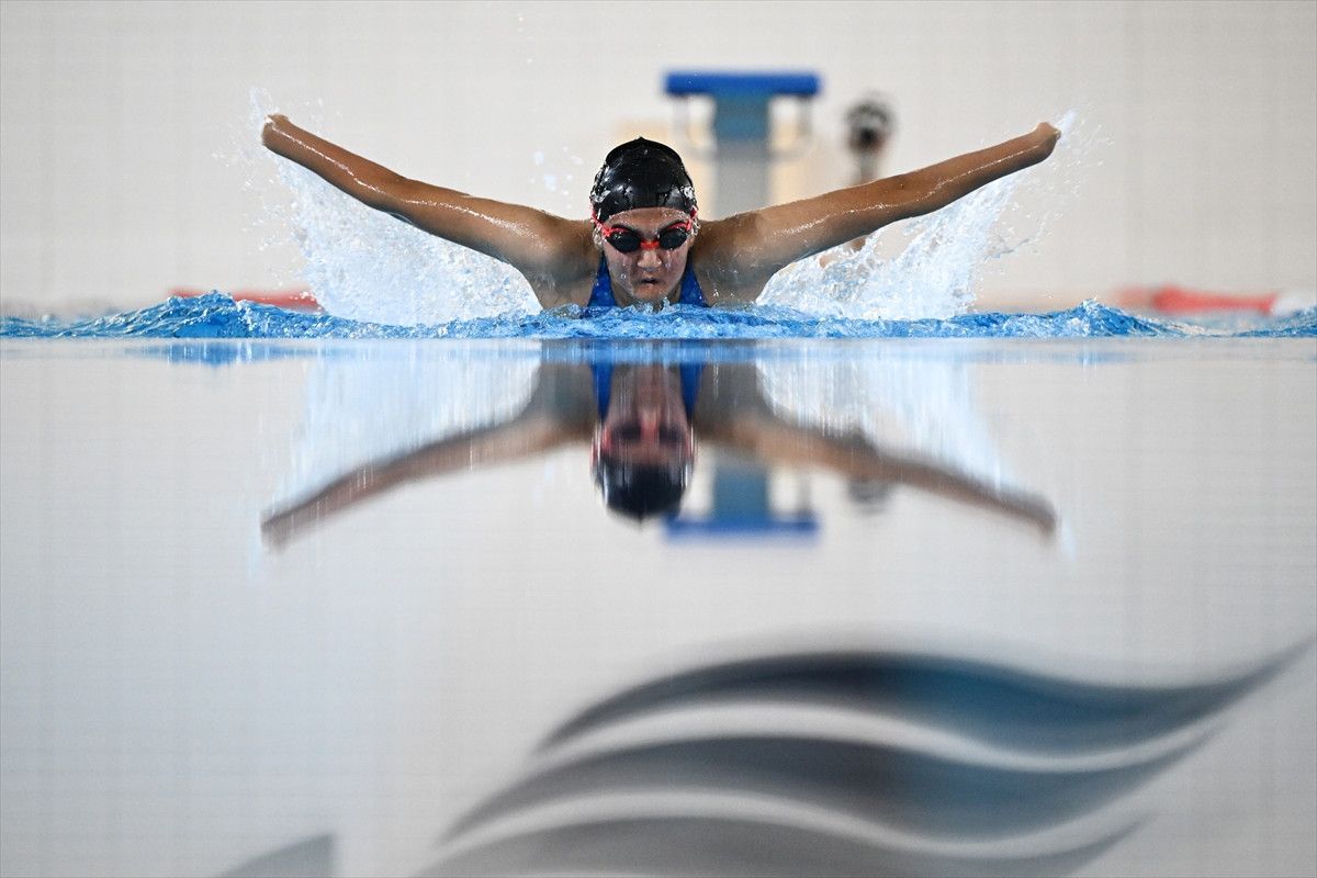 Fatma Çoban: Gaziantep'in Su Korkusunu Yenerek 48 Madalyayla Başarıya Yüzdüren Engelli Sporcu
