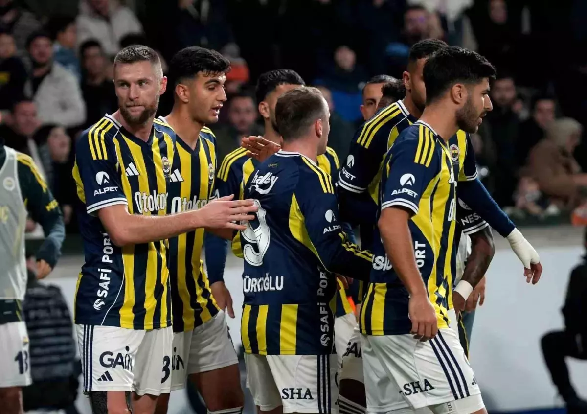 Fenerbahçe, Başakşehir ile Berabere Kaldı