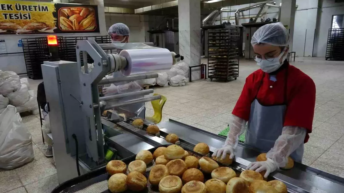 GAHİB Halıcılık ve Dış Ticaret Mesleki ve Teknik Anadolu Lisesi Fırınından Yıllık 1,5 Milyon TL Ciro