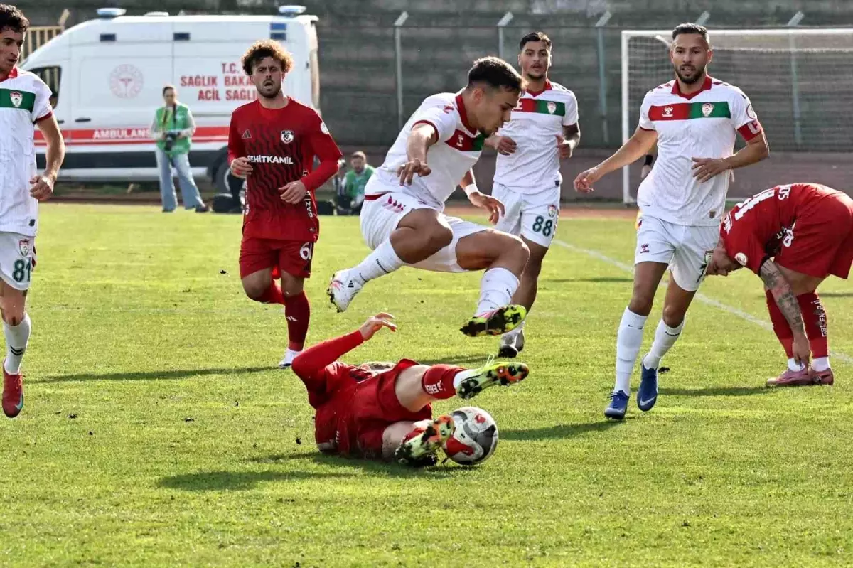 Gaziantep FK, Türkiye Kupasında Yalova FK'yı 2-0'lık Skorla Mağlup Etti