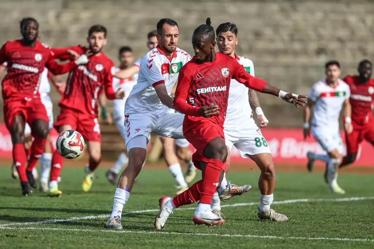 Gaziantep FK, Yalova FK Karşısında 2-0 Galip Gelerek Türkiye Kupasında Gruplara Yükseldi