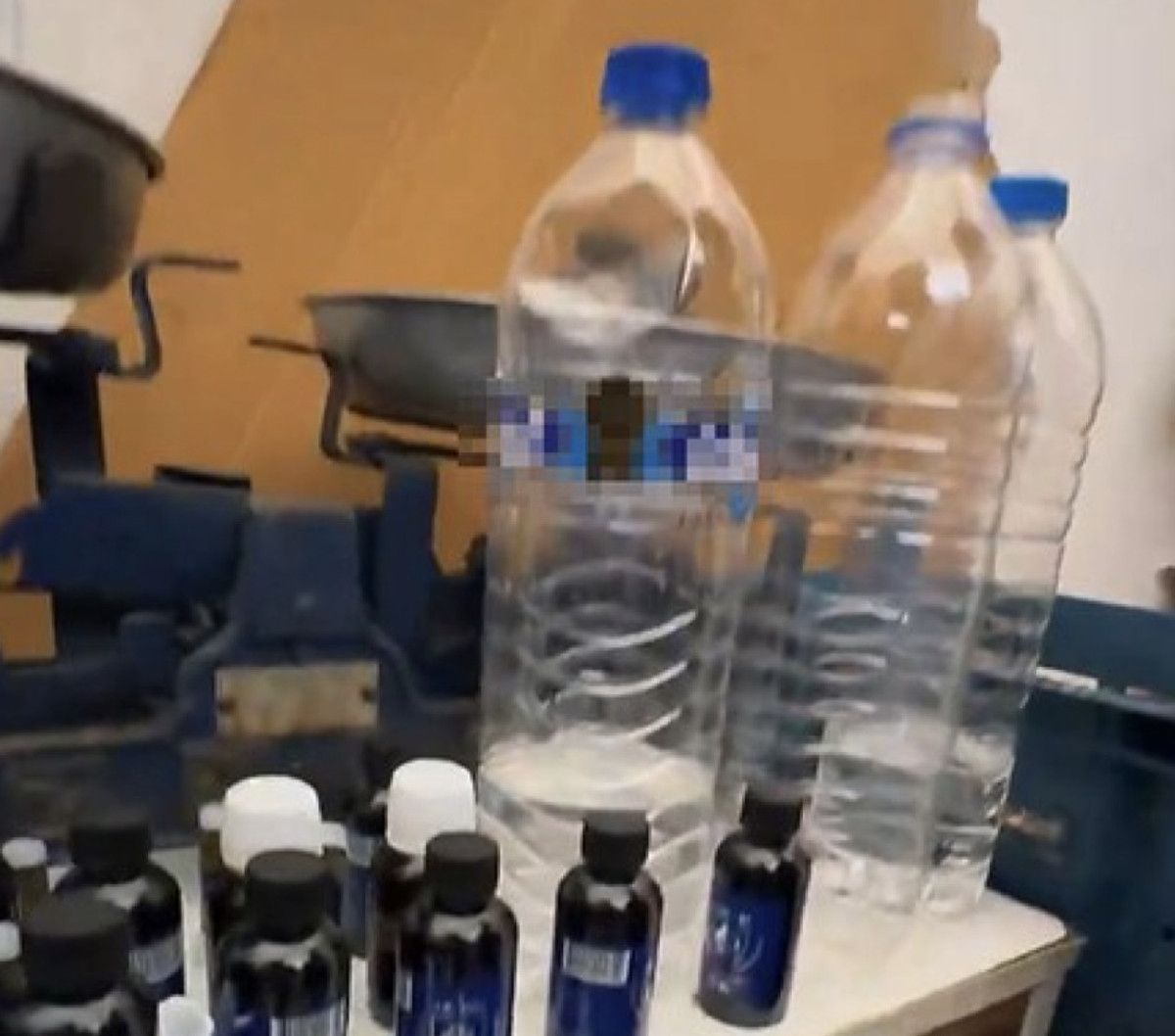 Gaziantep'te Kasap Dükkanında Kaçak Alkol Üretimi Yapıldığı Ortaya Çıktı