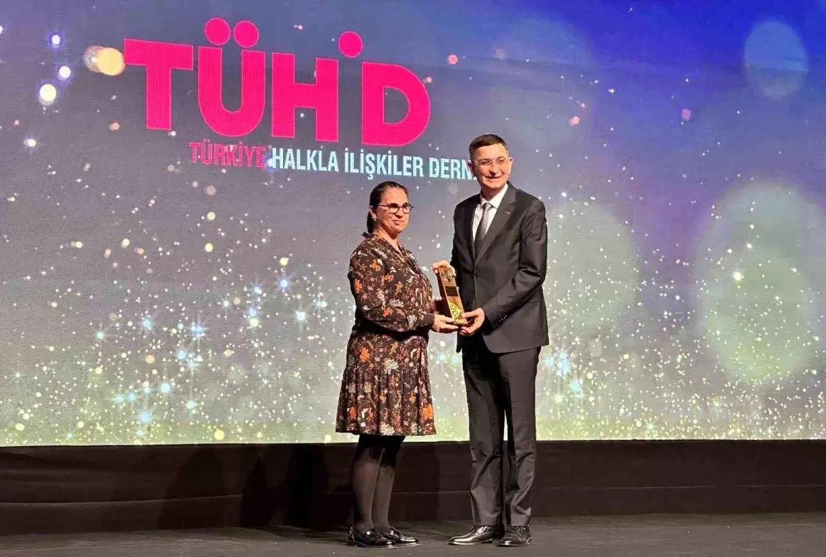 Gaziantep Sanayi Odası Yeni Nesil Sanayici Platformu ile Altın Pusula Ödülü Kazandı