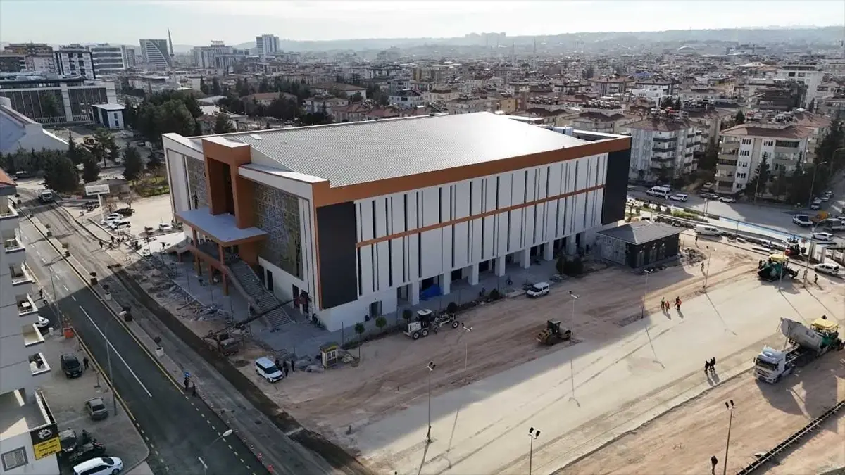Gaziantep'in Yeni Gözdesi: Kamil Ocak Spor Salonu 25 Aralık'ta Hizmete Açılıyor