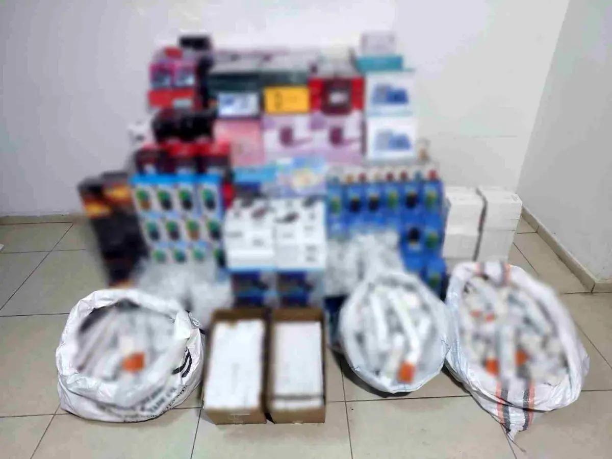 Gaziantep'te 1 Milyon 350 Bin TL Değerinde Gümrük Kaçağı Elektronik Eşya Ele Geçirildi